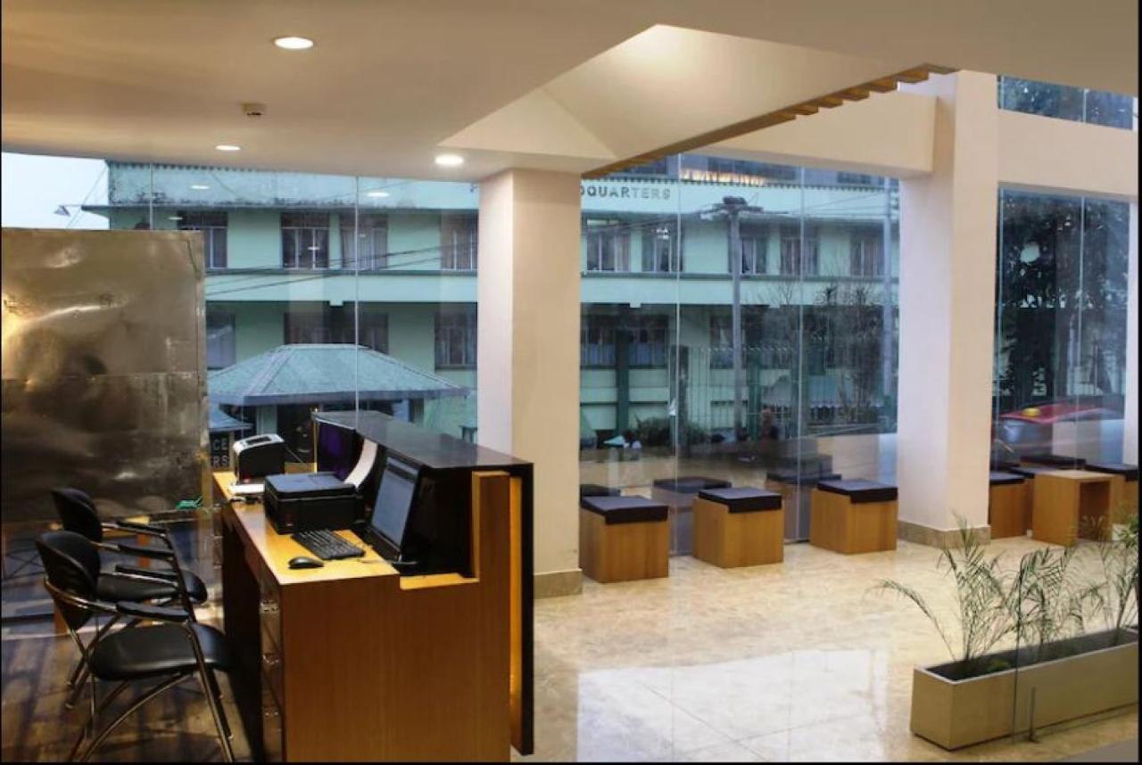 Hotel Mann Dechen And Palmo, Mg Marg, Gangtok Zewnętrze zdjęcie